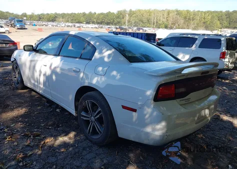 2014 Dodge Charger Sxt z USA, uszkodzony, nr VIN 2C3CDXJG4EH116279